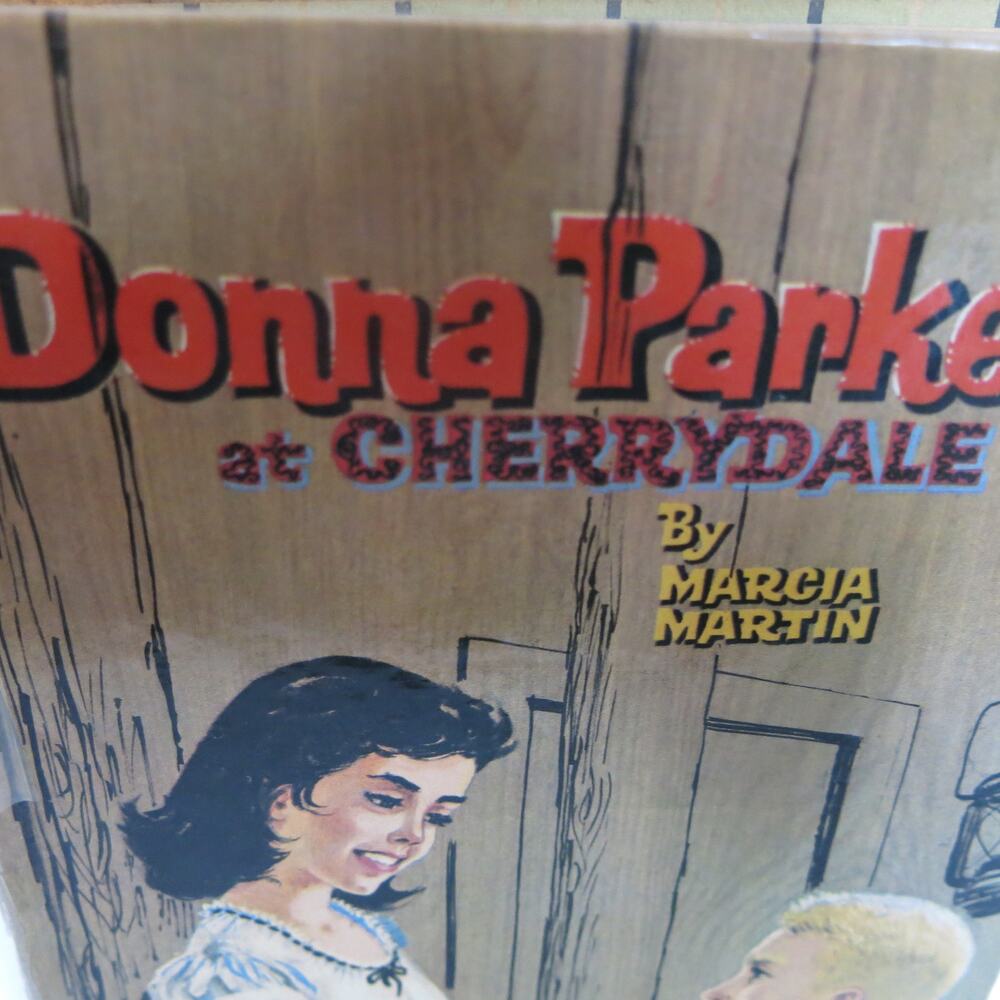 DONNA PARKER at CHERRYDALE Vintage Book 1957 By Marcia Martin Hardcover - Picture 2 of 13